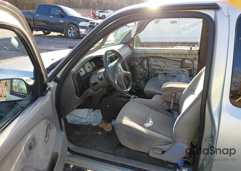 2002 Toyota Tacoma from USA, damaged, VIN 5TEVL52NX2Z888665